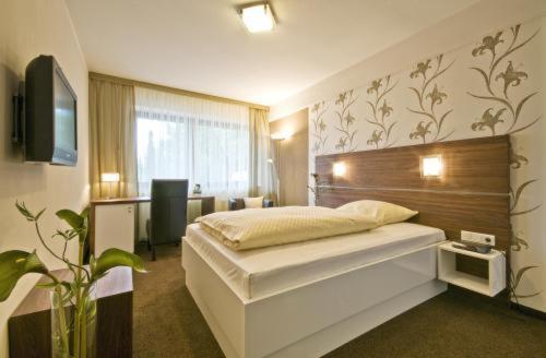 Hotel Am Rosenberg Bad Driburg Exterior photo